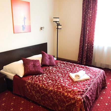 Hotel Korona Rzeszow Exterior photo