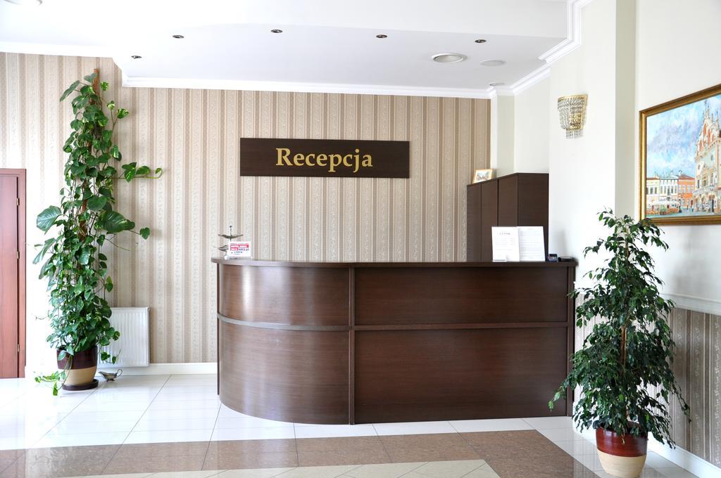 Hotel Korona Rzeszow Exterior photo