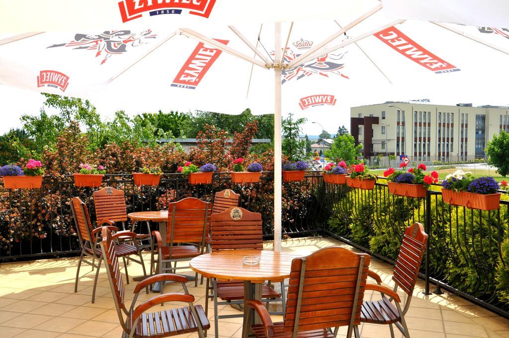 Hotel Korona Rzeszow Exterior photo